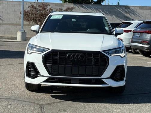 2024 Audi Q3 45 S line Premium