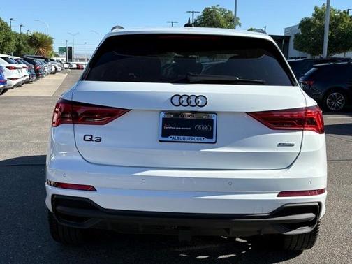 2024 Audi Q3 45 S line Premium