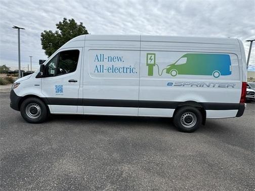 2024 Mercedes-Benz eSprinter 2500 170 WB High Roof Cargo