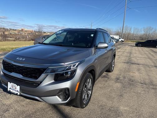 2022 Kia Seltos EX