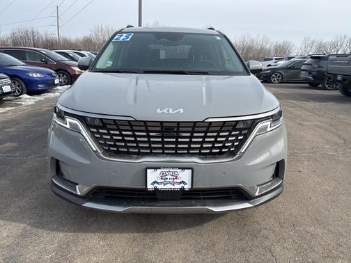 2023 Kia Carnival SX