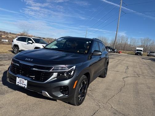 2025 Kia Seltos EX