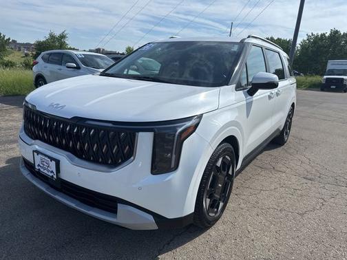 Snow White Pearl 2025 Kia Carnival EX