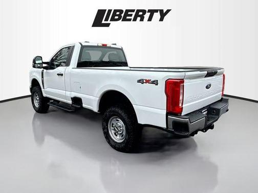 2025 Ford F-250 XL
