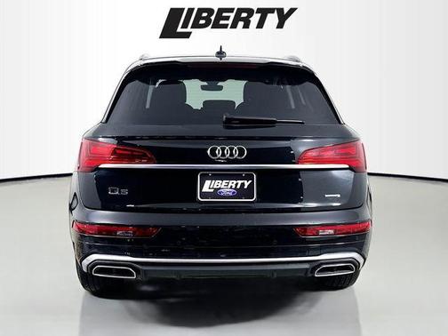 2023 Audi Q5 45 S line quattro Premium
