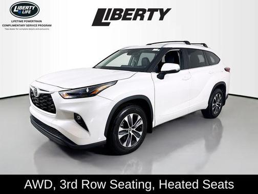 2024 Toyota Highlander XLE