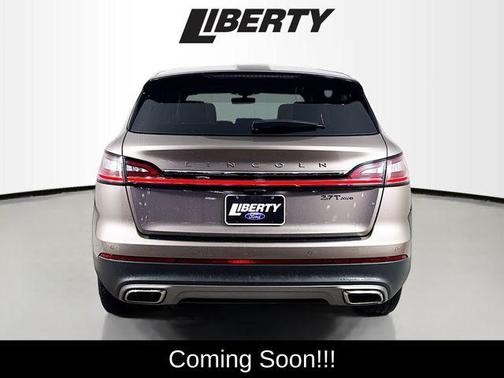 2020 Lincoln Nautilus Reserve