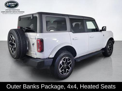 Oxford White 2023 Ford Bronco Outer Banks