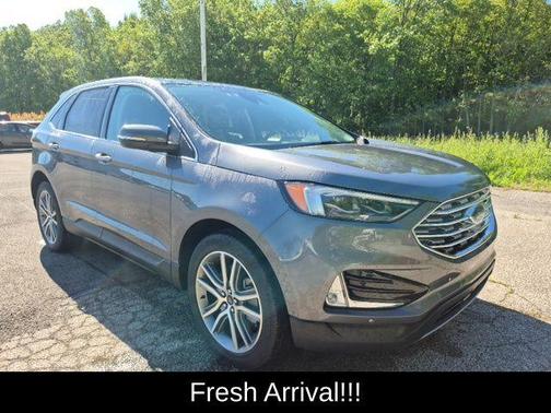 Gray Metallic 2024 Ford Edge Titanium