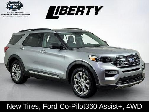 Iconic Silver Metallic 2023 Ford Explorer XLT
