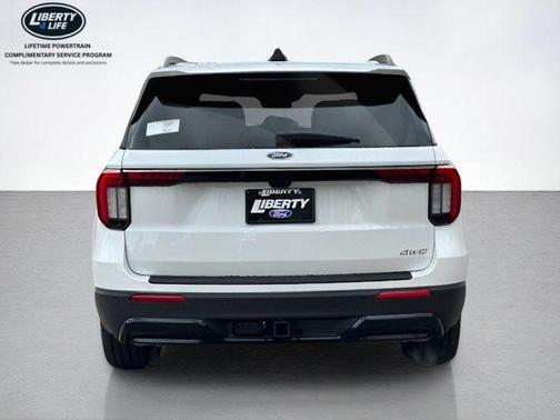 Star White 2026 Ford Explorer ST-Line