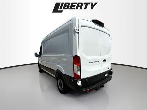 2025 Ford Transit-250 148 WB Medium Roof Cargo