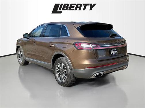 2022 Lincoln Nautilus Reserve
