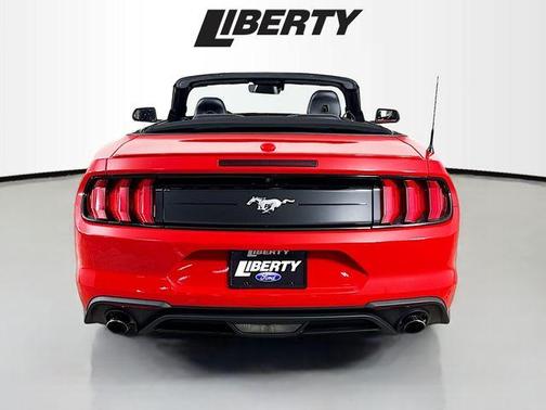 2022 Ford Mustang EcoBoost Premium