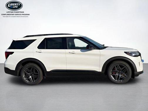 Star White 2026 Ford Explorer ST