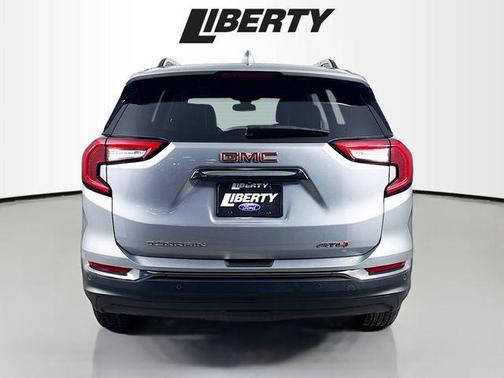 2024 GMC Terrain AT4