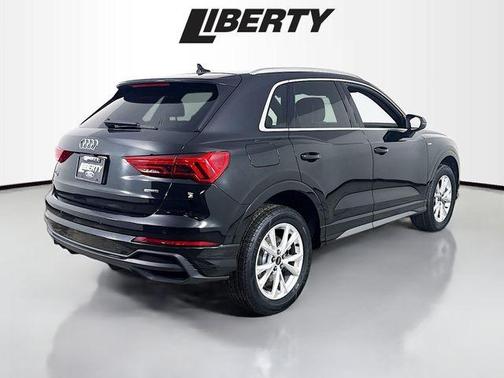 2024 Audi Q3 45 S line Premium