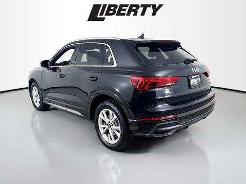 2024 Audi Q3 45 S line Premium