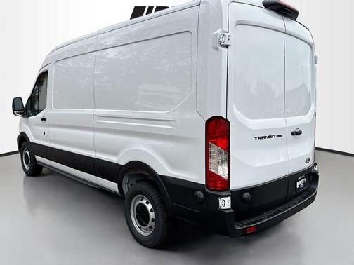 2026 Ford Transit-250 148 WB Medium Roof Cargo
