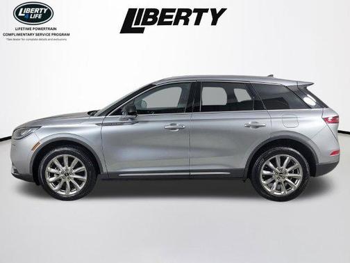 Radiance Metallic 2022 Lincoln Corsair Standard