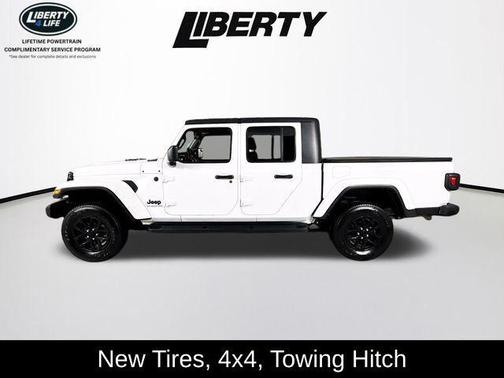 2022 Jeep Gladiator Sport