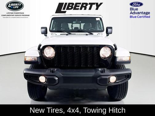 2022 Jeep Gladiator Sport