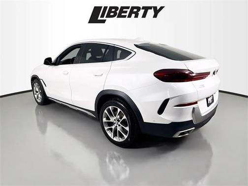 2021 BMW X6 xDrive40i