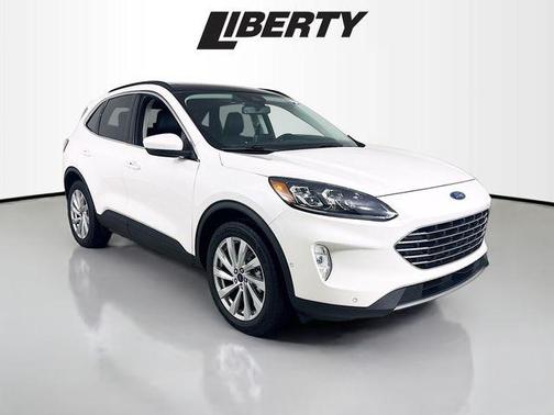 2022 Ford Escape Titanium