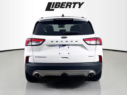 2022 Ford Escape Titanium