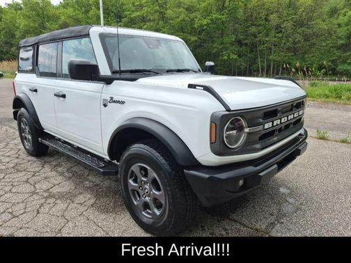 Oxford White 2023 Ford Bronco Big Bend