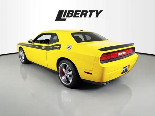 2010 Dodge Challenger SRT8
