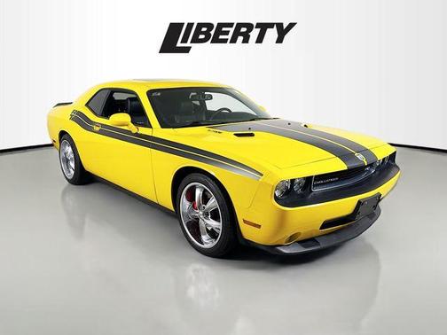 2010 Dodge Challenger SRT8