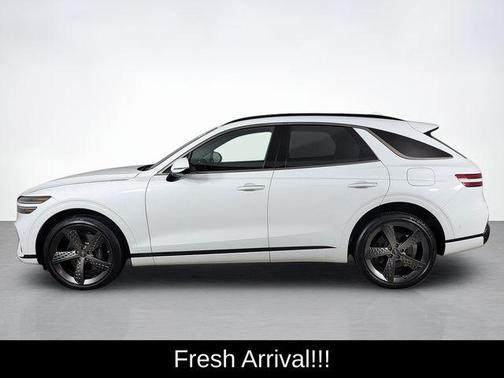 Alta White 2024 Genesis GV70 2.5T
