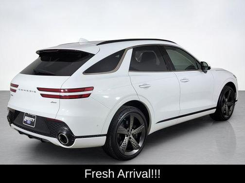 Alta White 2024 Genesis GV70 2.5T