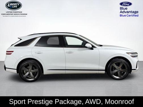 Alta White 2024 Genesis GV70 2.5T