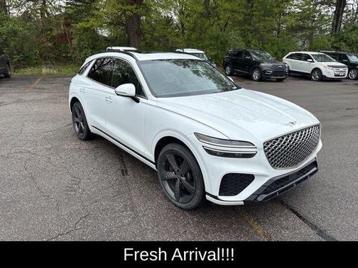 Alta White 2024 Genesis GV70 2.5T