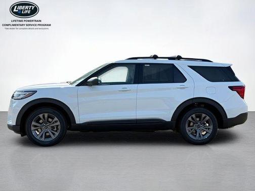 Star White 2026 Ford Explorer Active