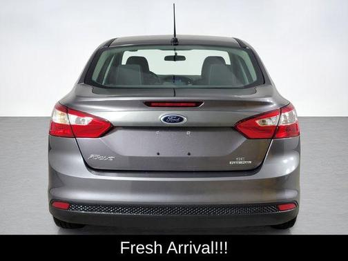 Sterling Gray Metallic 2014 Ford Focus SE