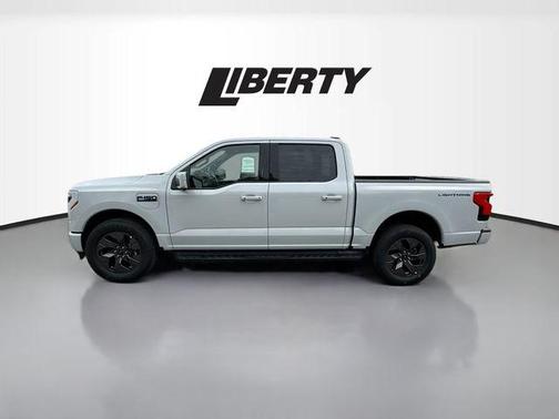 2025 Ford F-150 Lightning LARIAT