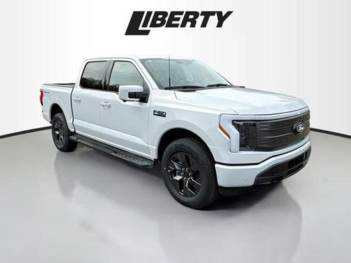 2025 Ford F-150 Lightning LARIAT