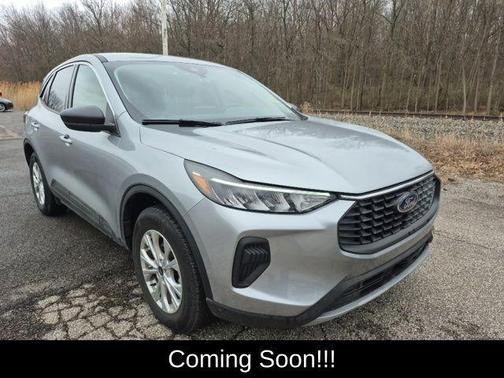 Iconic Silver Metallic 2023 Ford Escape Active