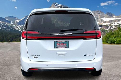 2023 Chrysler Pacifica Hybrid Touring L