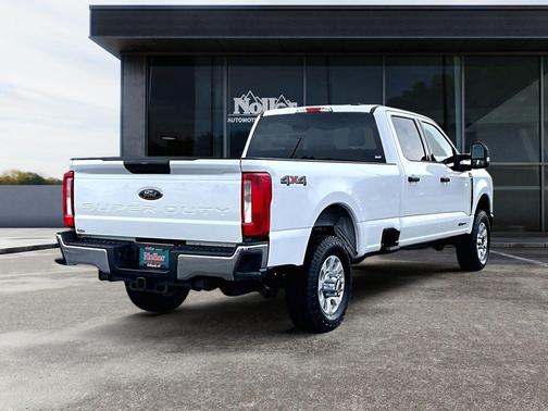 2024 Ford F-350 XLT