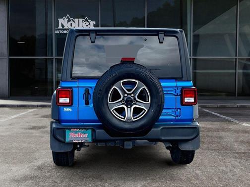 2022 Jeep Wrangler Unlimited Sport