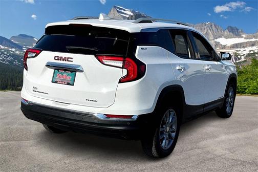 2023 GMC Terrain SLT