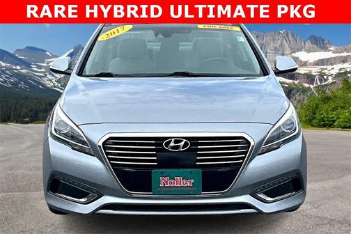 2017 Hyundai SONATA Hybrid Limited
