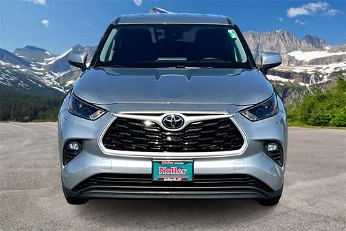 2024 Toyota Highlander LE