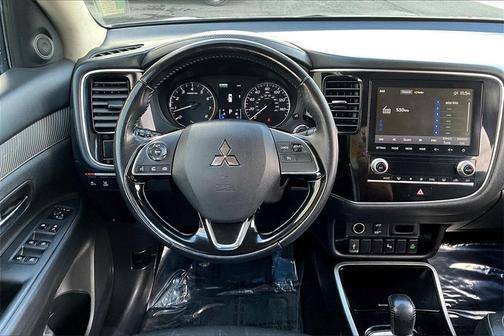 2020 Mitsubishi Outlander SEL