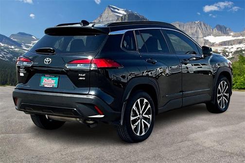 2024 Toyota Corolla Cross XLE