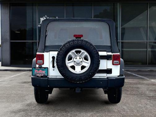 2016 Jeep Wrangler Sport